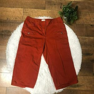 Chico's Cargo Capri Size 8 (Chico's size 1)